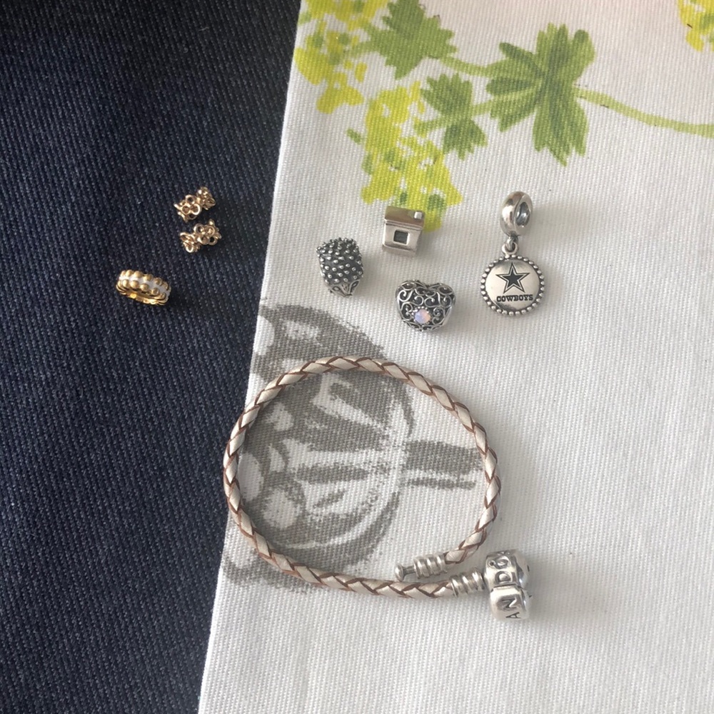 Pandora Bracelet & Lot of Charms/Spacers